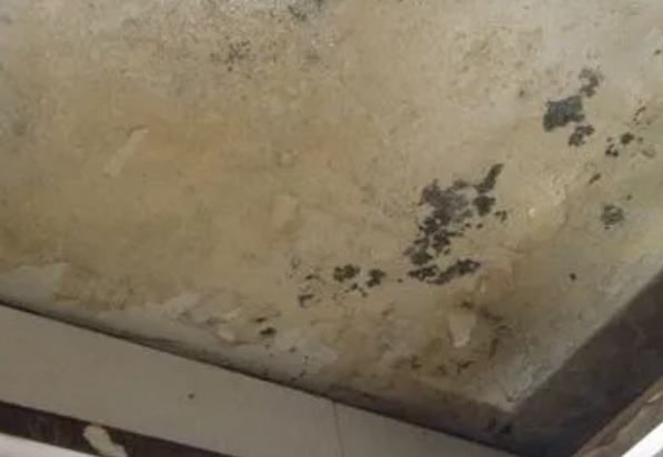 凯里阳台漏水维修公司分享下凯里卫生间渗水维修需要注意哪些问题。